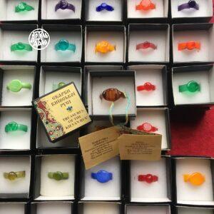 Каблучка. Репліка. Скло ручної роботи.